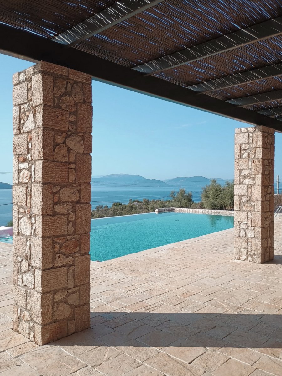 "EOS - RESORT" | c20c2fc6 0c09 423e 8ea3 50dd79cf3c2b